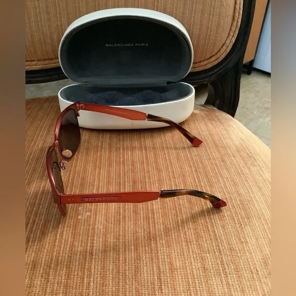 Balenciaga BAL0011S Red Shiny Women Sunglasses Out Of Stock - Picture 16 of 16